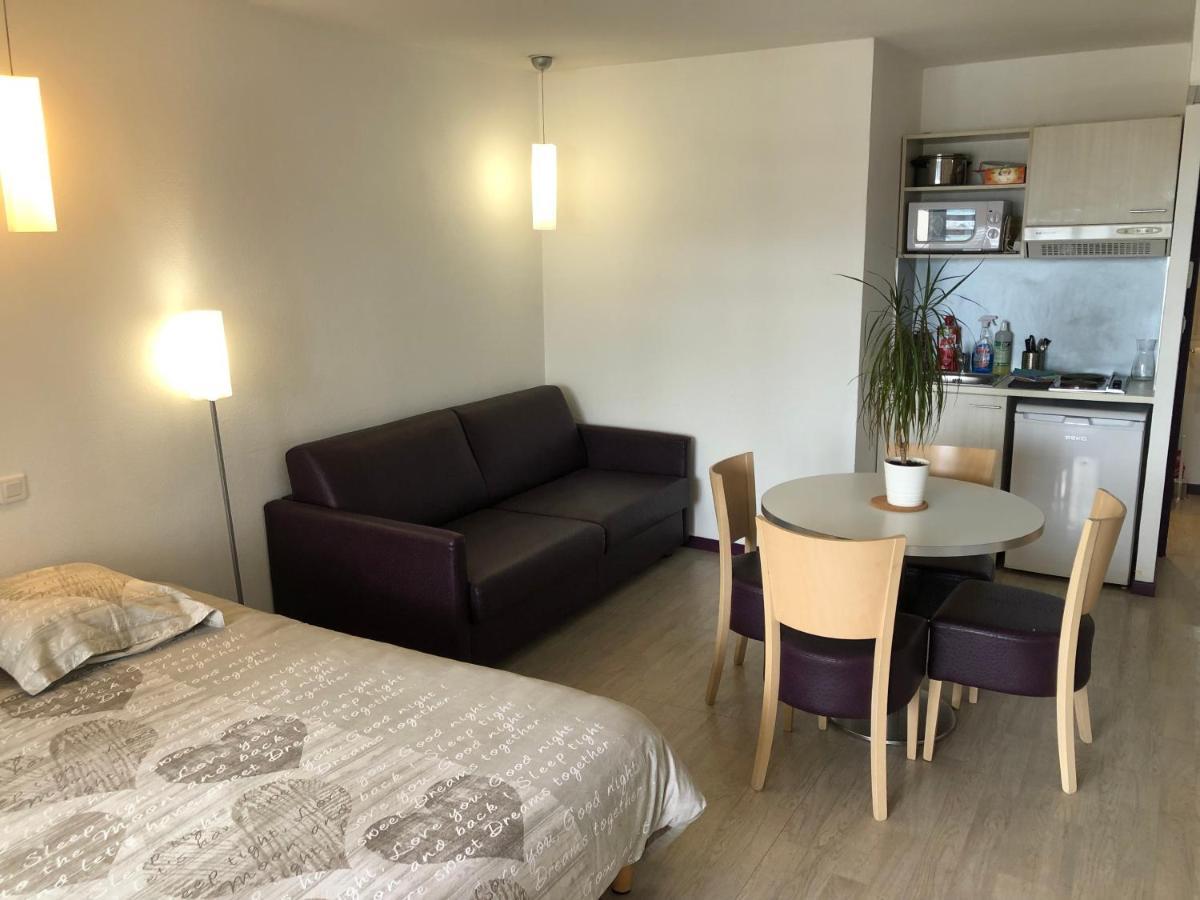 Appart Lourdes 100 M Gare - 4 Places Avec Balcon 10Mn Sanctuaire Exterior foto